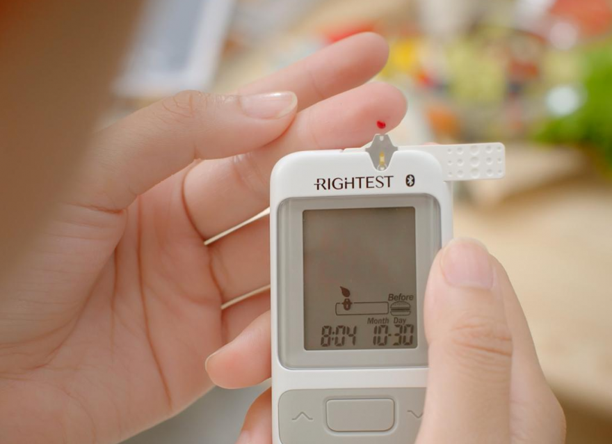 查空腹血糖前，這9件事千萬(wàn)別做！不然可能白查了